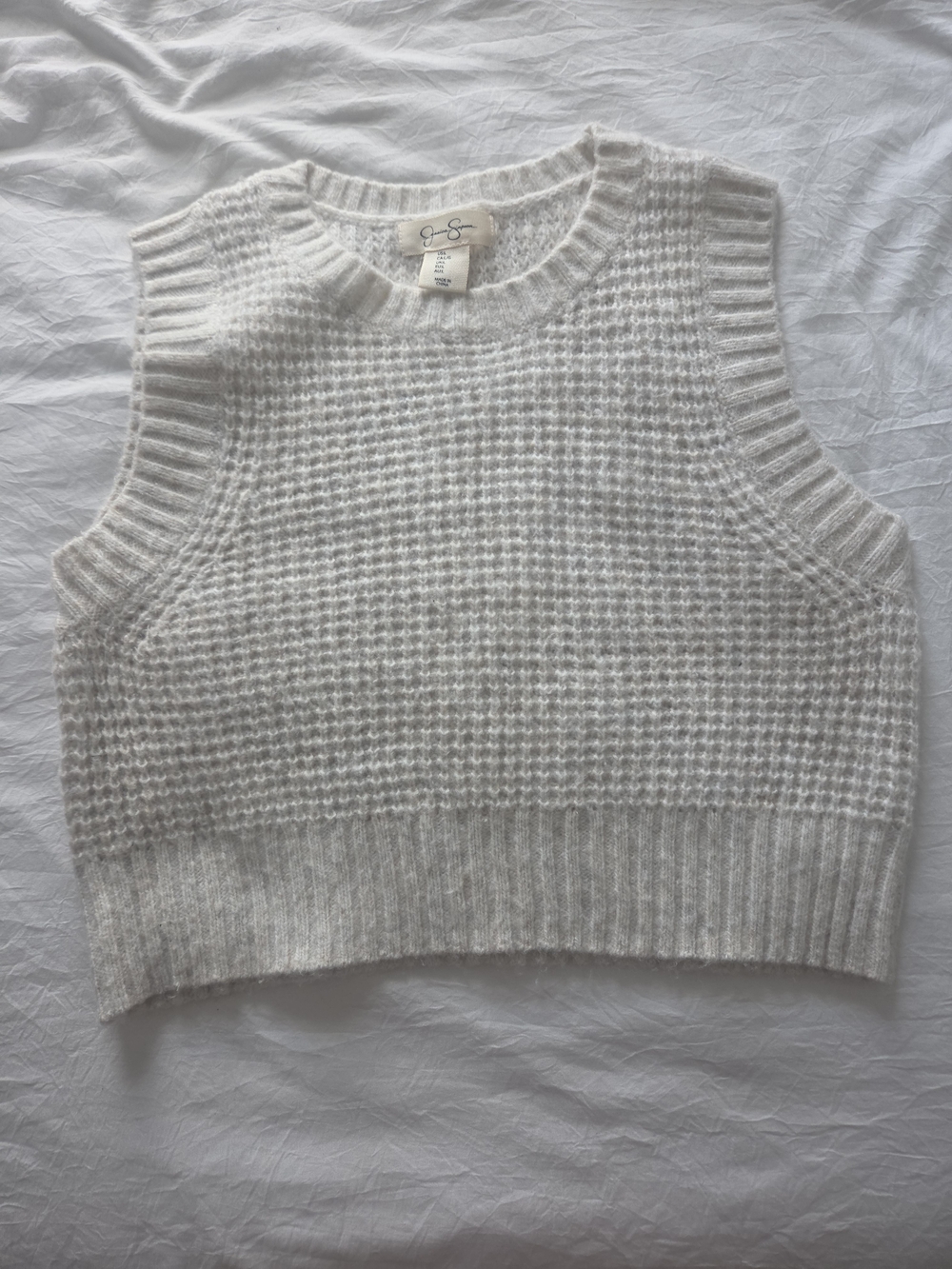 Jessica Simpson Cream Textured Waffle Knit Sleeveless V-Neck Sweater Vest